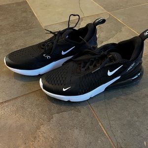 Nike Air Max 270, pre-owned, worn only once, in excellent condition.